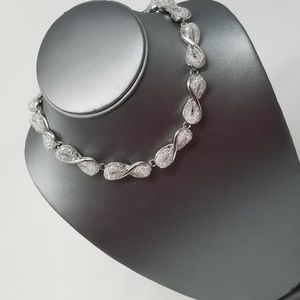 Silver Tone Mesh Necklace with Stardust Crystals